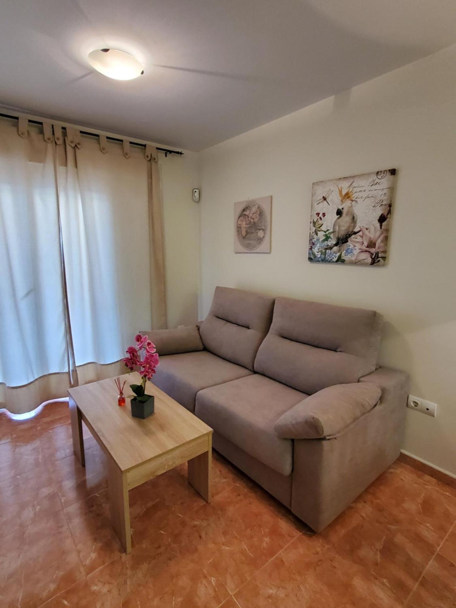Bajo En Primera Linea De Vera-Playa Con Piscina Privada! Номер фото